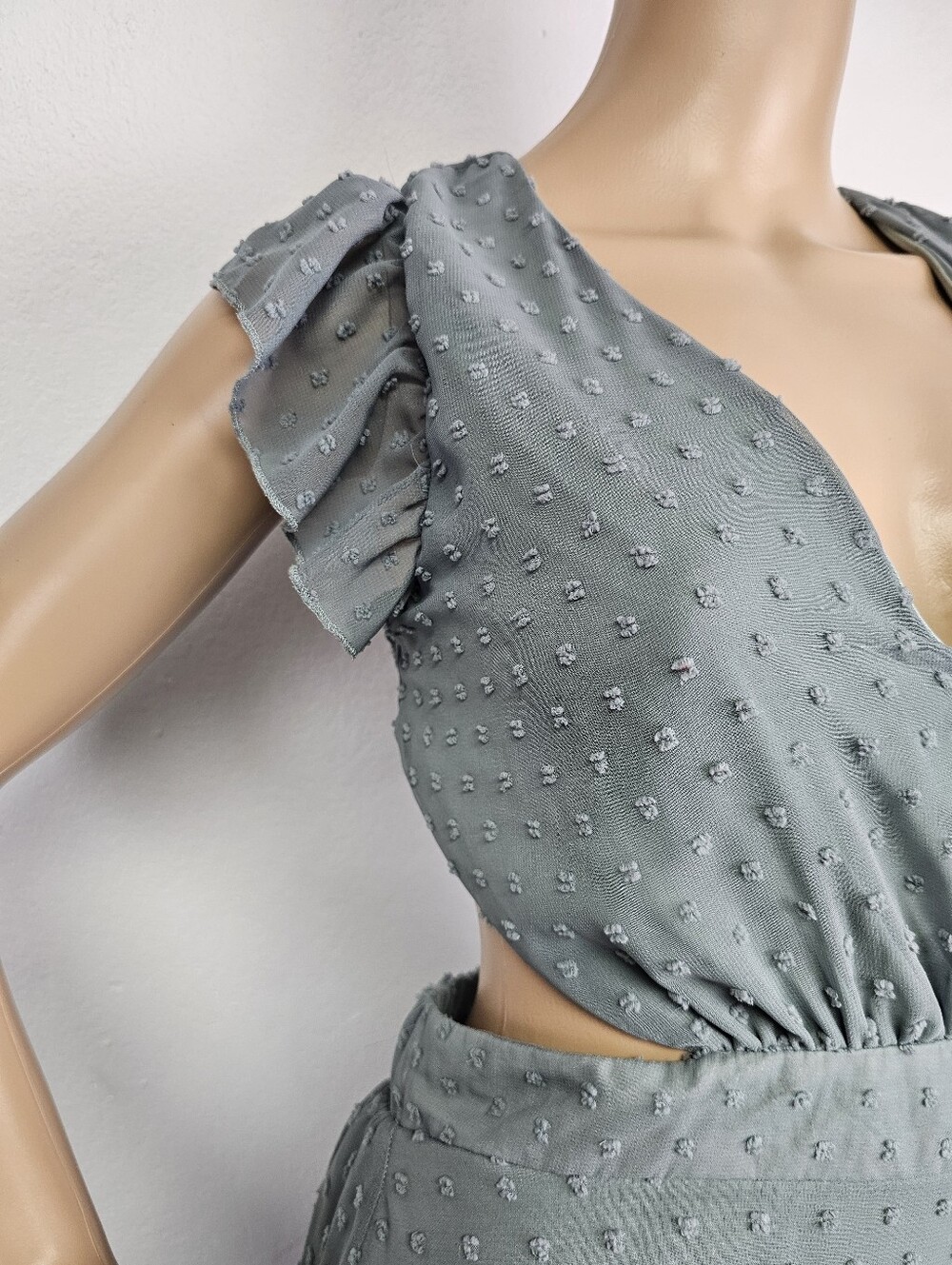 Altar'd State Sage Green Swiss Dot Tiered Maxi Dress Lace Back Sz M Fairycore - Picture 5 of 10